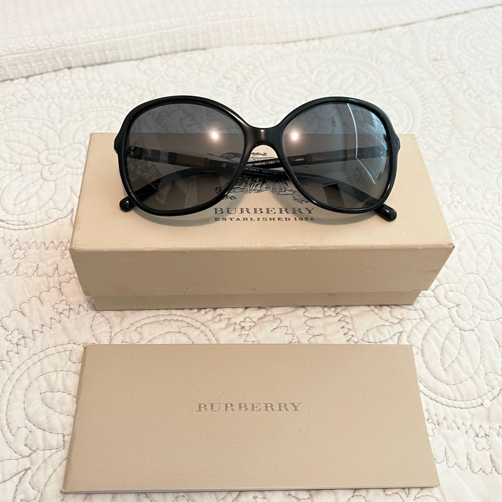 Burberry Black 58 mm Sunglasses. Normal wear. Great condition